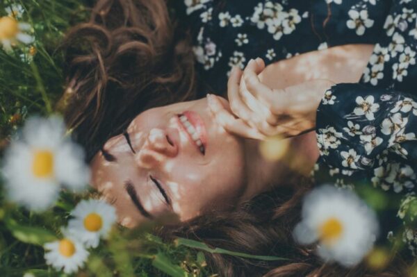 肌のハリやたるみを解決したい人は、糸リフトがおすすめ
